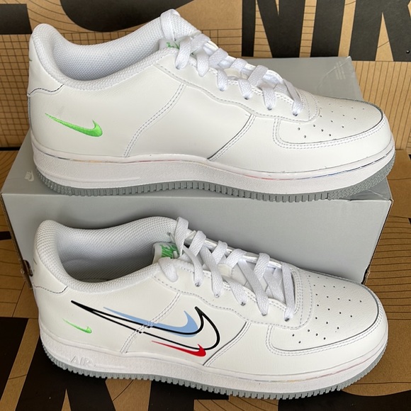 Nike Air Force 1 Low WMNS White/LT Green Spark-Aluminum  Multi Swoosh - Picture 7 of 16